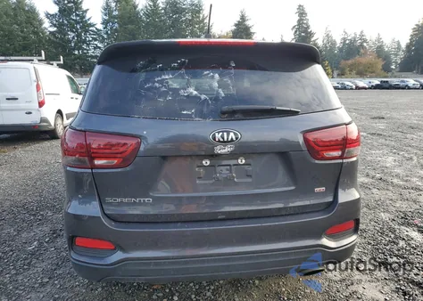 2019 Kia Sorento L z USA, uszkodzony, nr VIN 5XYPG4A34KG551992